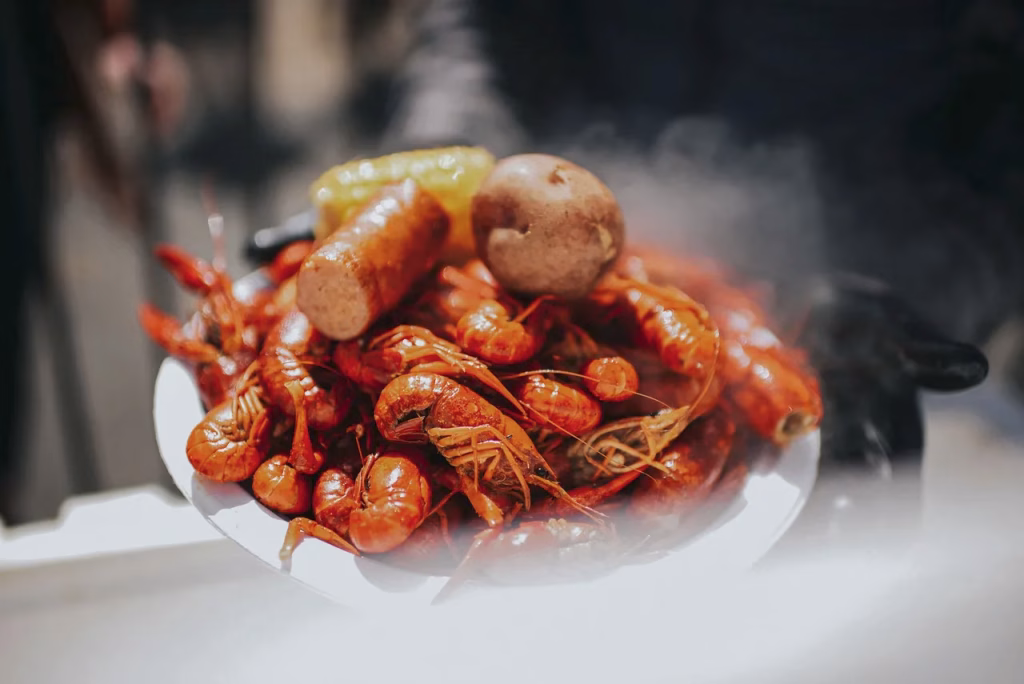swamp to table crawfish and blugrass event plate of food